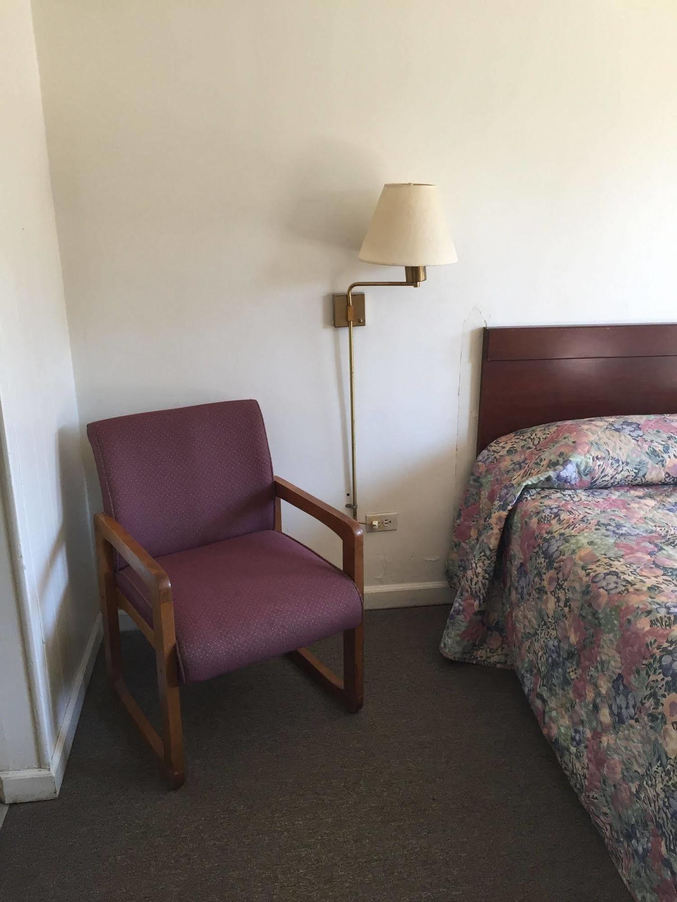 Hotel Portsmouth Oh ภายนอก รูปภาพ