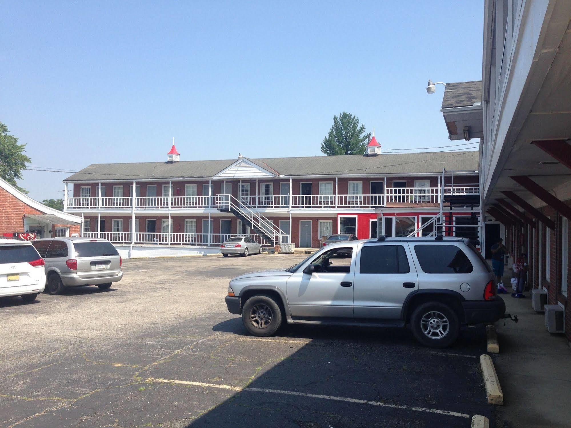 Hotel Portsmouth Oh ภายนอก รูปภาพ